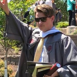 Meet your Posher, Zach